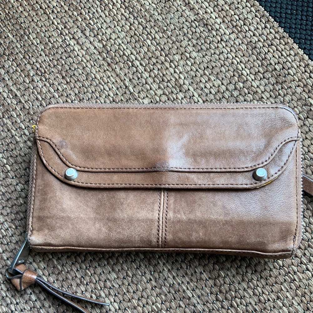PERLINA (New York)  Brown zip wallet.